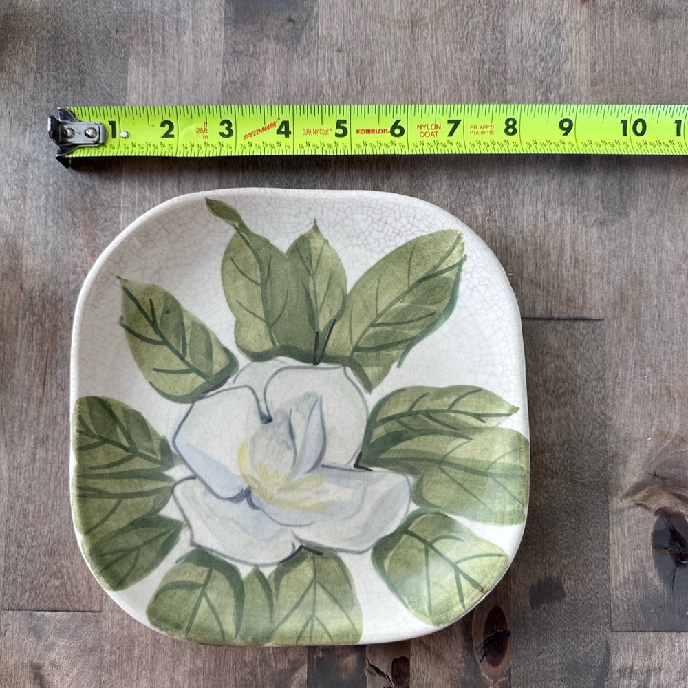 Vintage Red Wing Herotage plate